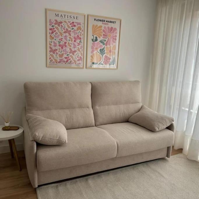Estudio Camelia Marín Buitenkant foto